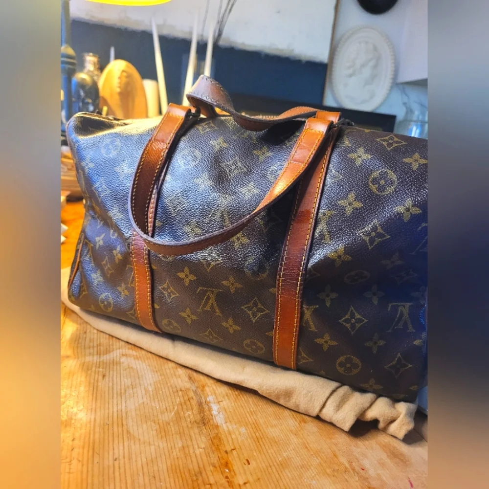 Louis Vuitton Sac Souple 35